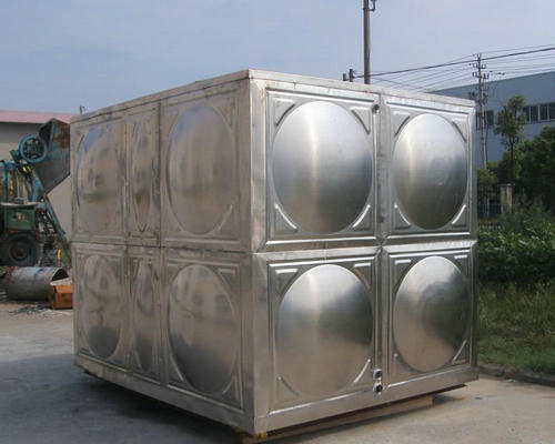 不銹鋼水箱的優(yōu)勢：堅固耐用、無毒無味，更加環(huán)保和安全